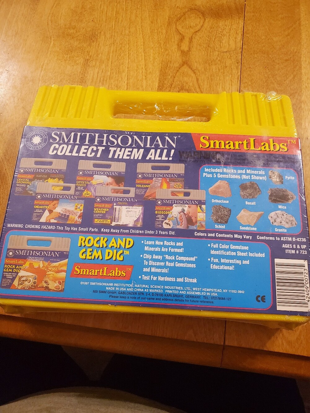 Vintage Smithsonian SmartLabs Rock And Gem Dig Kit Yellow Case Item 723 STEM - Picture 5 of 5
